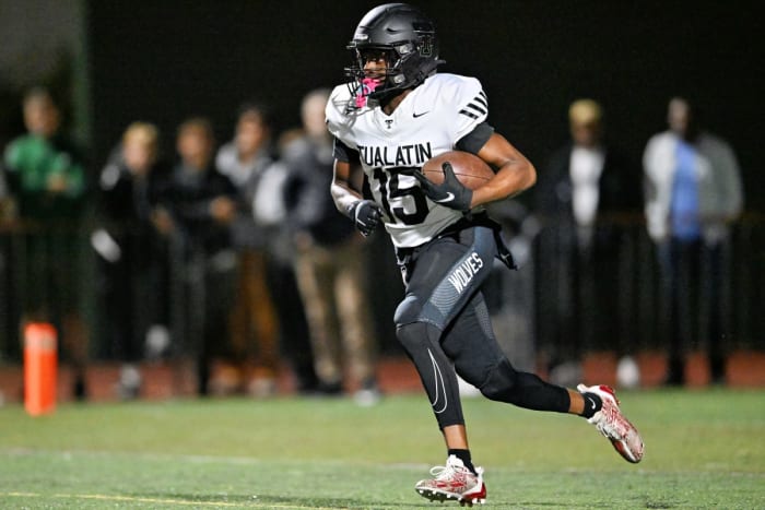 a West Linn Tualatin football Oregon October 5 2023 Leon Neuschwander 41